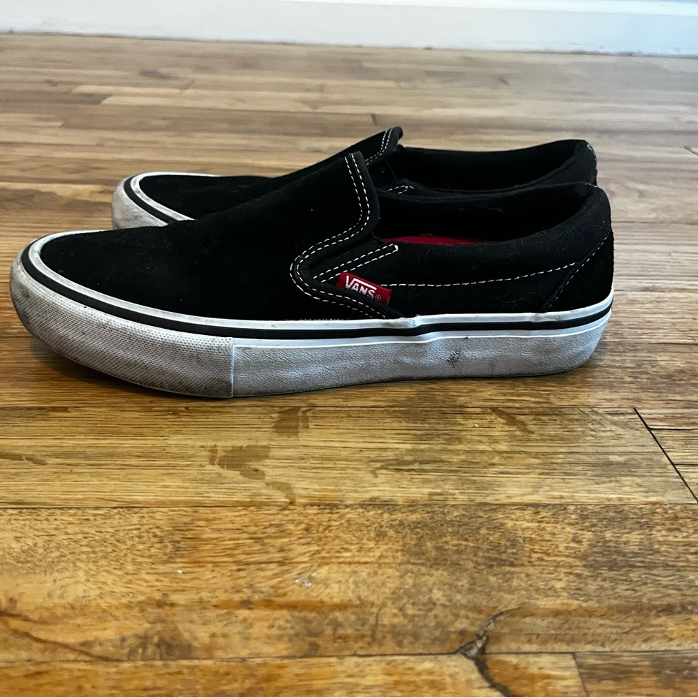 Black ultracush pro slip on Vans